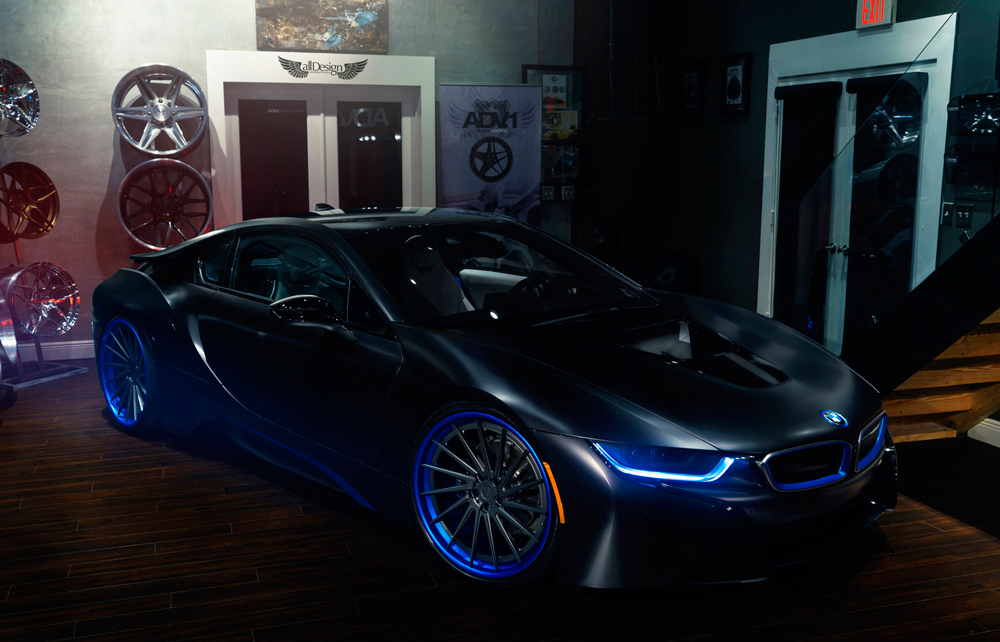 BMW i8 on adv1